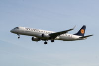 D-AEBF @ EBBR - Arrival of flight LH2282 to RWY 25L - by Daniel Vanderauwera