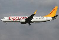 TC-AGP @ EHAM - Zwanenburg-runway ( 18C) arrival - by Jeroen Stroes
