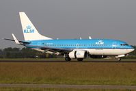 PH-BGM @ EHAM - Rwy 18R arrival - by Jeroen Stroes