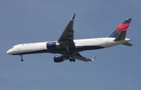 N555NW @ MCO - Delta 757 - by Florida Metal