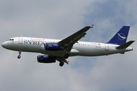 YK-AKE @ VIE - Syrian Arab Airlines