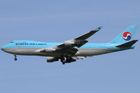HL7499 @ VIE - Korean Air Cargo