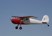 N2084V @ 1C5 - Cessna 140