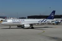 F-GFKS @ LOWW - Air France Airbus 320 - by Dietmar Schreiber - VAP