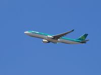 EI-EDY - Flying over Mineola, NY, going to a landing at JFK - by gbmax
