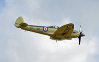 G-KASX @ EGSU - SHOT AT DUXFORD