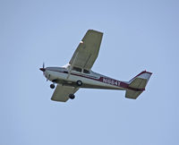 N1664Y @ EEN - On approach to Keene, NH 6/5/2011 @ 9:30am - by Ron Yantiss