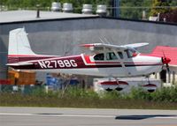 N2798G @ KPAE - KPAE/PAE - by Nick Dean