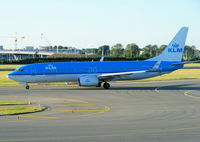 PH-BCA @ EHAM - KLM Royal Dutch Airlines - by Chris Hall