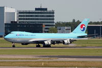 HL7438 @ EHAM - Korean Air Lines - by Chris Hall