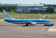 PH-BXV @ EHAM - KLM Royal Dutch Airlines - by Chris Hall
