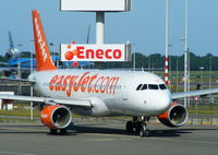 G-EZTB @ EHAM - easyJet - by Chris Hall