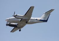 N1558 @ TPA - Beech 200