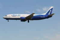 YR-BAK @ EBBR - Arrival of flight OB123 to RWY 25L