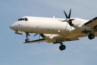 G-BTPF @ EBBR - Arrival to RWY 25L