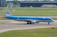 PH-EZF photo, click to enlarge PH-EZF photo, click to enlarge
