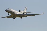 M-MNBB @ EBBR - Arriving to RWY 25L