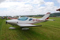 EI-EDJ @ EGAD - Parked in the display area at Newtownards Airfield 04-06-2011. - by Noel Kearney