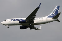 YR-BGI @ VIE - TAROM - by Chris Jilli