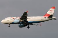 OE-LDF @ VIE - Austrian Airlines - by Chris Jilli