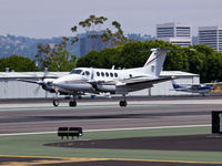 N840CP @ KSMO - N840CP arriving on RWY 21 - by Torsten Hoff