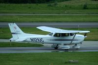 N121UC @ I69 - 1998 Cessna 172R - by Allen M. Schultheiss
