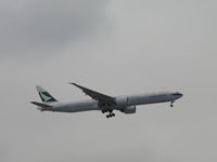 B-KPE @ LAX - On final to runway 24 - by Helicopterfriend