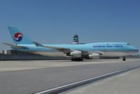 HL7482 @ LOWW - Korean Boeing 747-400 - by Dietmar Schreiber - VAP