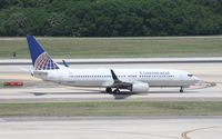 N78506 @ TPA - Boeing 737