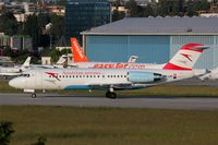OE-LFI @ LSGG - LSGG/GVA - by Nick Dean