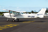 VH-UWI @ YRED - Cessna 172N Skyhawk [172-67681] Redcliffe~VH 19/03/2007