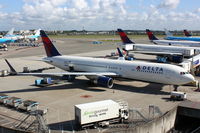 N199DN @ EHAM - Delta Air Lines - by Air-Micha