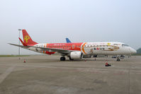 B-3161 @ ZGNN - EMB 190 - by Dawei Sun