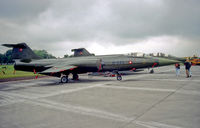 R-846 @ BLL - R-846 at Billund 2.6.90 - by leo larsen