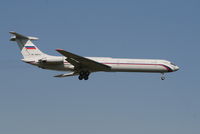RA-86572 @ EBBR - Descending to RWY 02