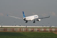 C-GTSO @ EBBR - Several seconds before landing on RWY 02 - by Daniel Vanderauwera