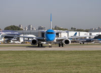 LV-CHO @ SABE - Vacating RWY 13.