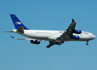 LV-ZPO @ LEBL - On final to RWY 07L. - by Jorge Molina