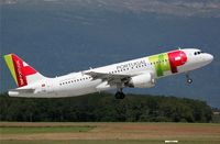 CS-TQD @ LSGG - LSGG/GVA - by Nick Dean