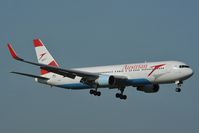 OE-LAT @ LOWW - Austrian Airlines Boeing 767-300 - by Dietmar Schreiber - VAP