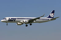 SP-LNA @ LEBL - Taken at BCN - by Phil Greiml