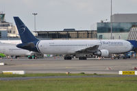 EI-CZH @ EIDW - Charter for the UEFA Cup final - by Robert Kearney