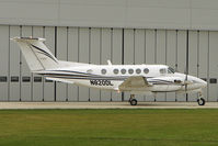 N820DL @ EGBK - Raytheon Aircraft Company B200, c/n: BB-1820 at Sywell