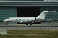M-RUAT @ LOWW - Bombardier BD-700 - by Thomas Ranner