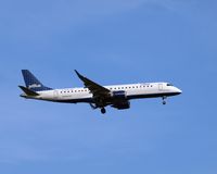 N184JB - Going to a landing at JFK