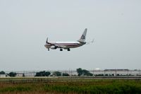 N964AN @ KORD - Landing ORD 4R
