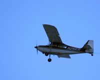 N25KR - Flying along beach @ Brighton Beach, Brooklyn,NY - by gbmax