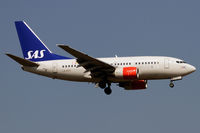 LN-RPX @ EDDF - on final RW07R - by Friedrich Becker