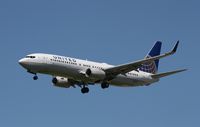 N18243 @ KORD - Boeing 737-800
