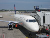 N607CZ @ KMSP - MN-St Paul - by Ronald Barker